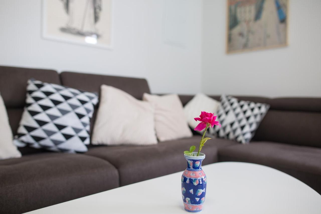 Serious Job Apartment Dubrovnik Ngoại thất bức ảnh