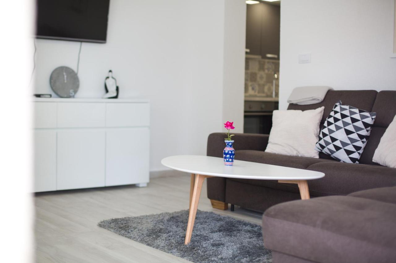 Serious Job Apartment Dubrovnik Ngoại thất bức ảnh